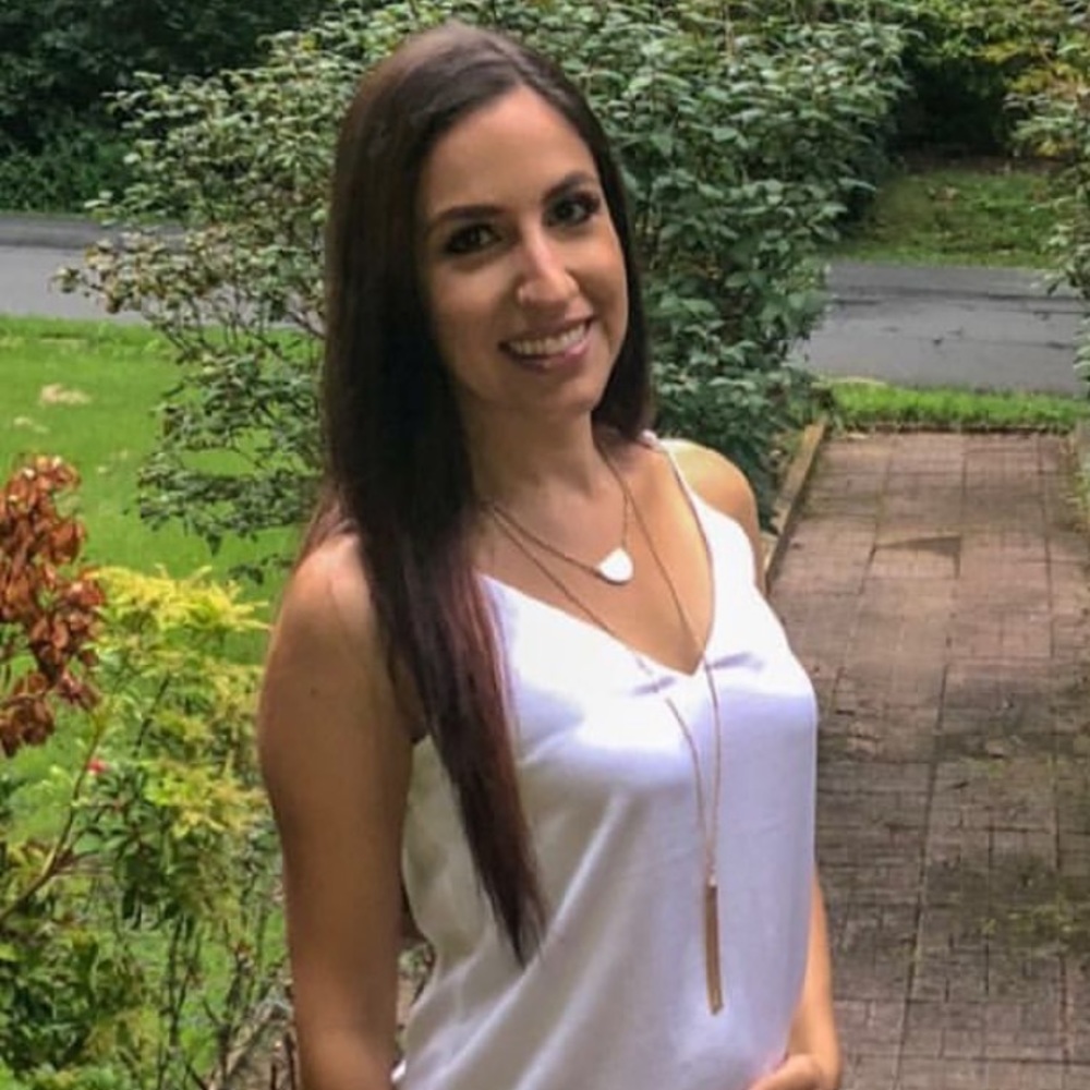 Meet your Posher, Leanna